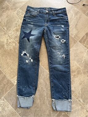 VBRT Distressed Ladies Dark Blue Star Patch Jeans size 27 Like new